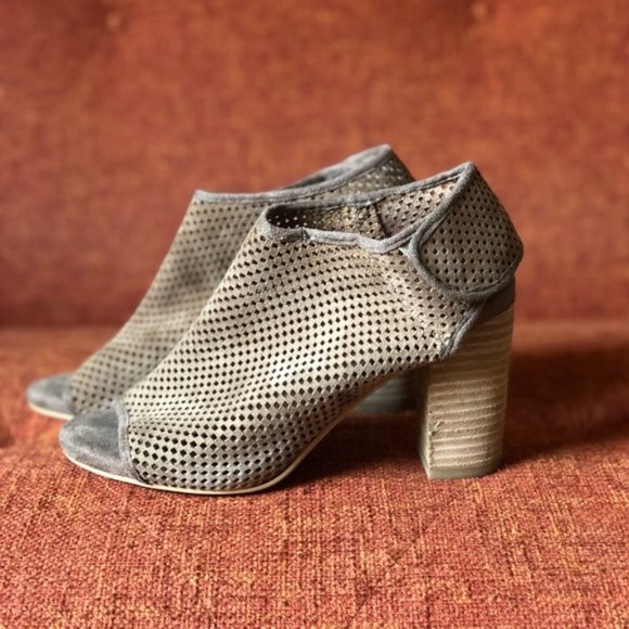 Jeffrey Campbell // Quebec Peep Toe Bootie - Picture 6 of 8